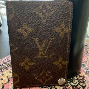 LOUIS VUITTON MONOGRAM CREDIT CARD HOLDER - AUTHENTIC!